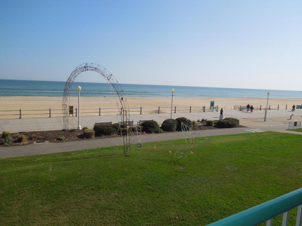 Baymont By Wyndham Virginia Beach Oceanfront 外观 照片